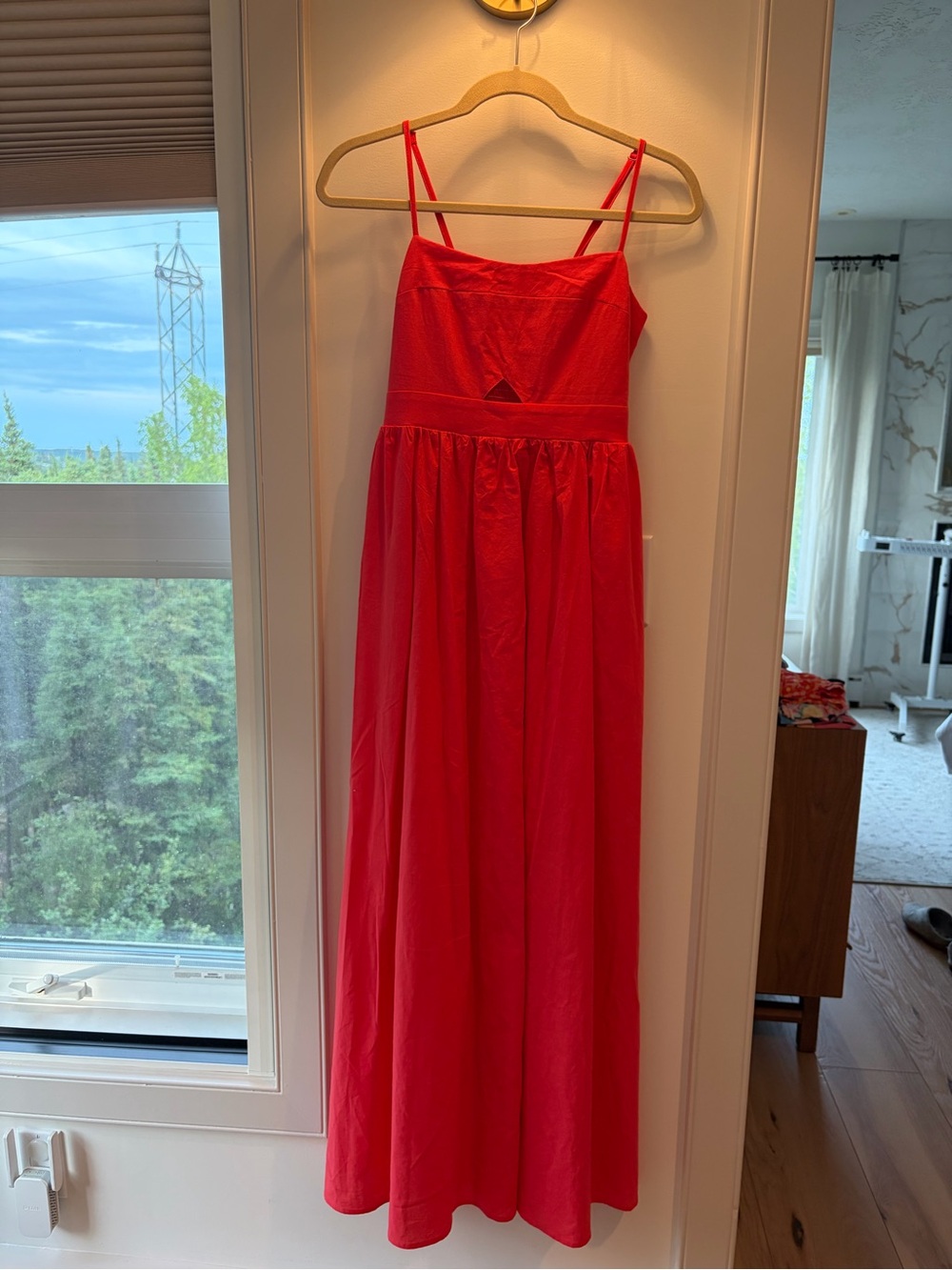 Commense Coral-Red Sleeveless Dress